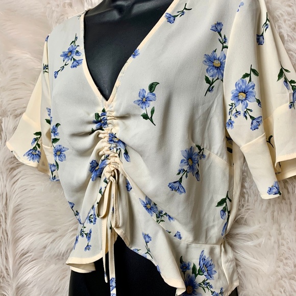 LYDELLE Floral Drawstring Top - Picture 2 of 8